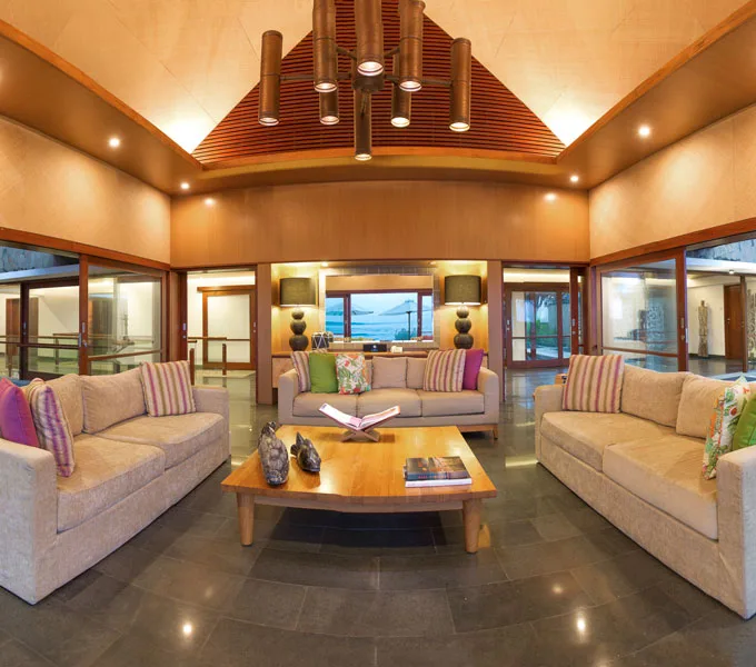 Bayu Gita Beachfront - Living & Dining Areas